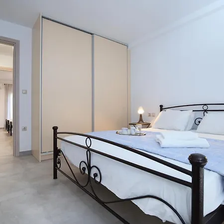 Ionian White - C Lefkada City