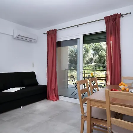 Ionian White - C Apartment