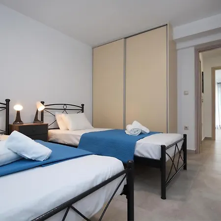 Ionian White - C Apartment *